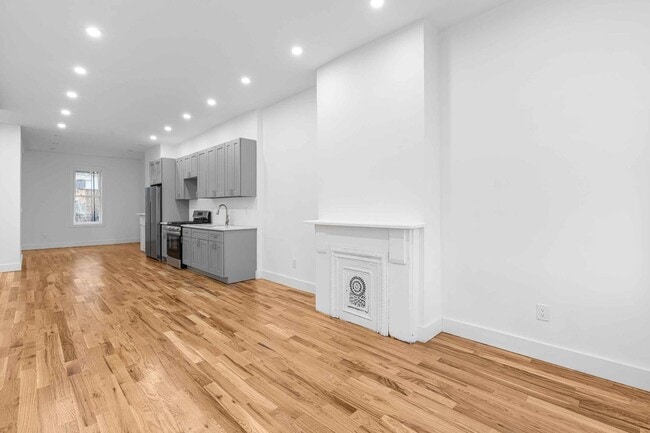 Building Photo - 1208 St Marks Ave