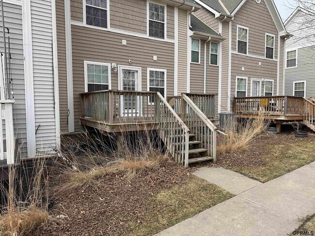 Foto del edificio - 5911 N 166th St