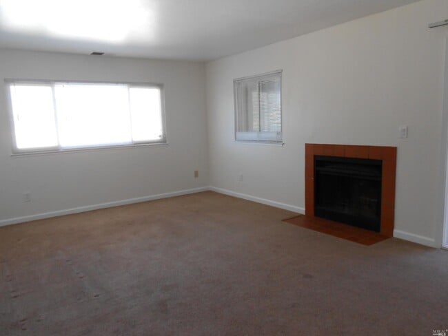 Building Photo - 201 Windjammer Dr