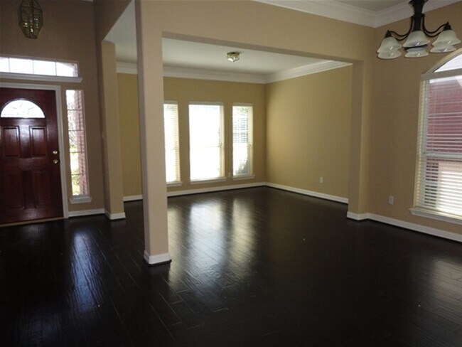 Foto del edificio - 7722 Heron Lakes Dr