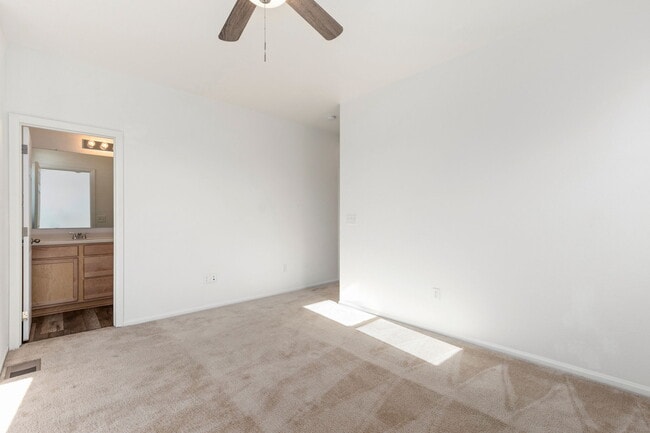 Photo - 5319 Warrior St House