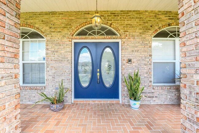 Foto del edificio - 2396 Nightingale Ln