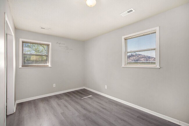 Foto del edificio - Beautiful 2-bedroom Duplex in the heart of...