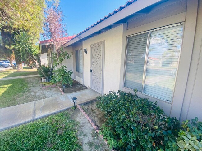 Foto del edificio - 82841 Davis Dr