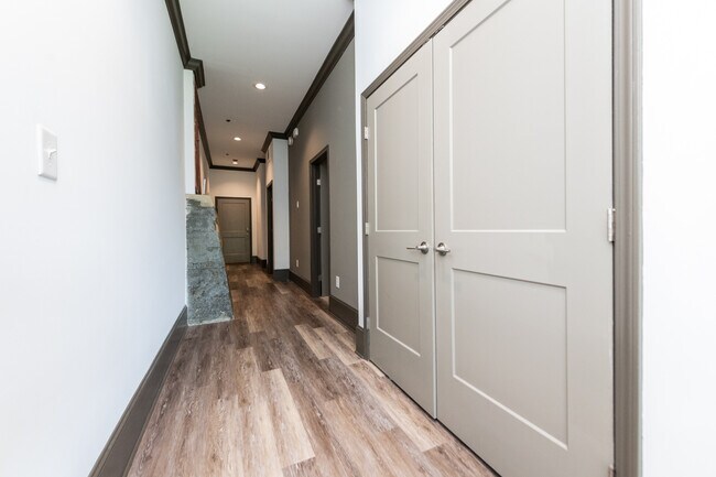 Foto del edificio - The Lofts at Empire Yard