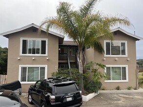 Building Photo - 609 S Cedros Ave