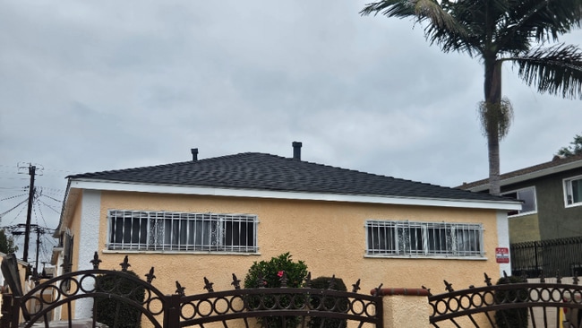 Photo - 711 N Sloan Ave Apartment