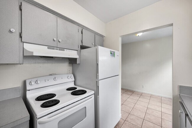 Building Photo - 2241 NW 59th Terrace