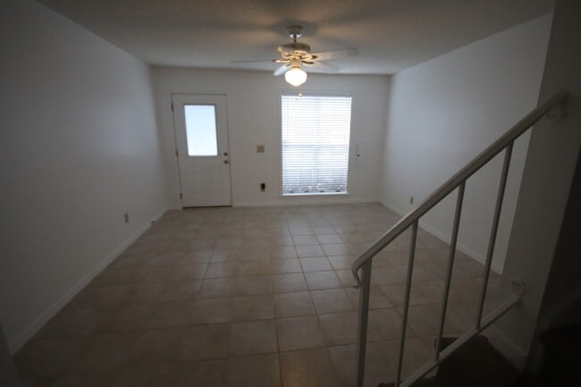 Building Photo - 11355 Stratton Park Dr