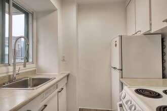 Building Photo - 3455 Rue Aylmer