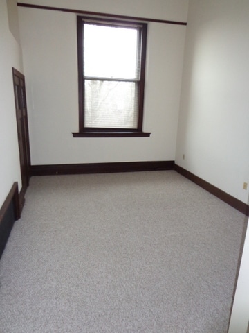 Foto del edificio - 355 W Chestnut St
