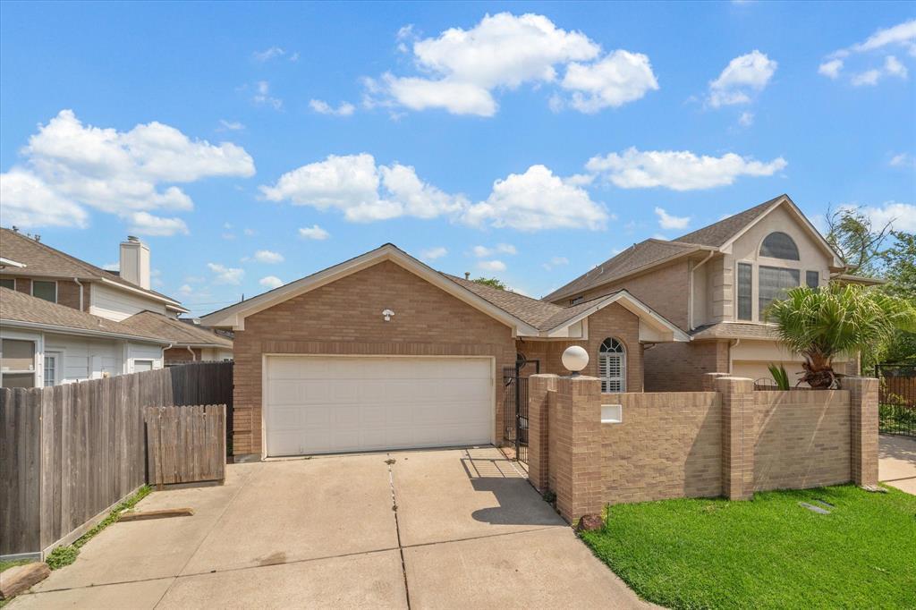 Foto principal - 1339 Parkway Ct
