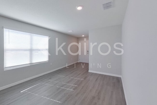 Building Photo - 8681 SW 43rd Ter