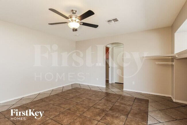 Foto del edificio - 9568 W Mission Ln
