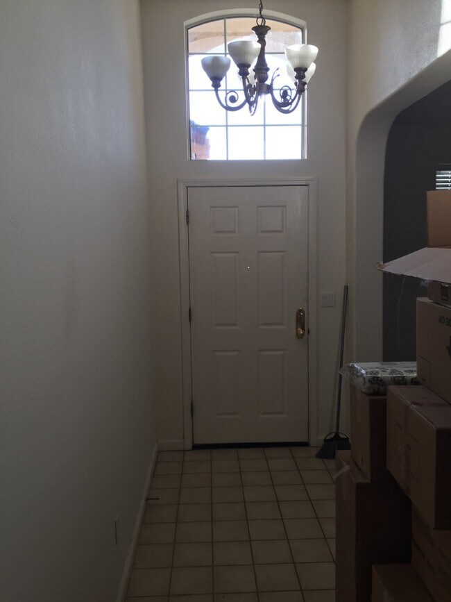 Building Photo - 1062 Woodcrest Ct