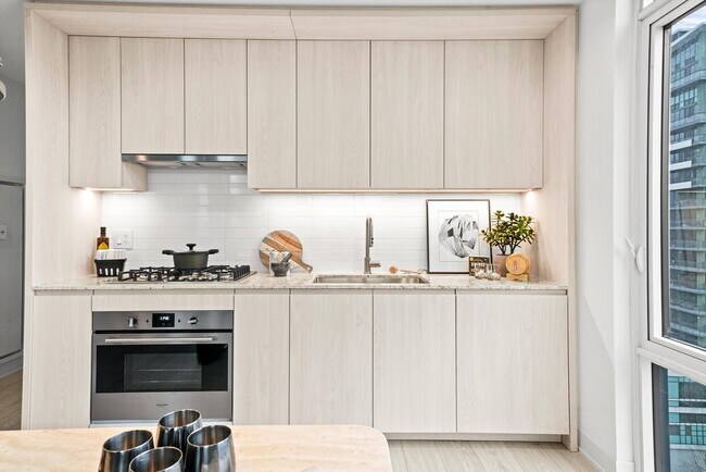 Foto del edificio - 310 N Halsted St