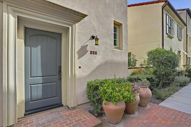 Building Photo - For Rent: Spacious 4BR/3.5BA Newer Home in...