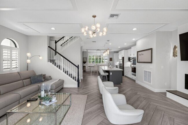 Building Photo - 622 Windward Cir N