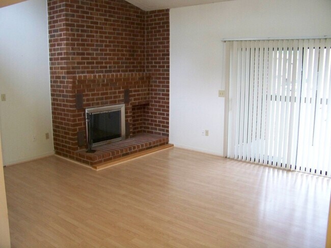 Foto del edificio - West End Condo--Great Location!