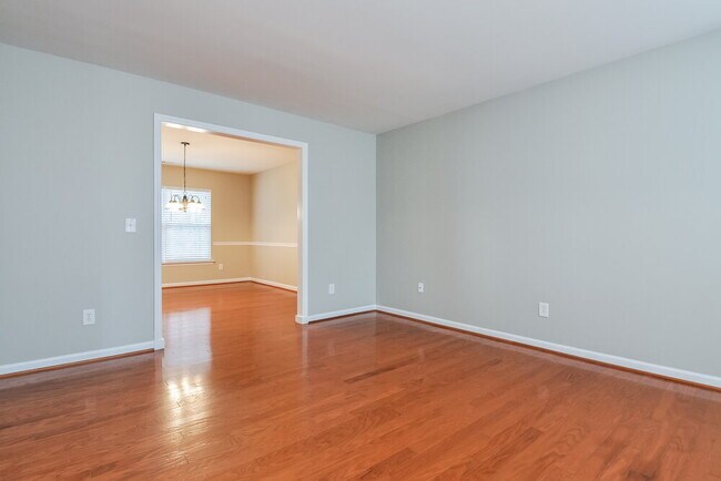 Foto del edificio - 504 Pyracantha Dr