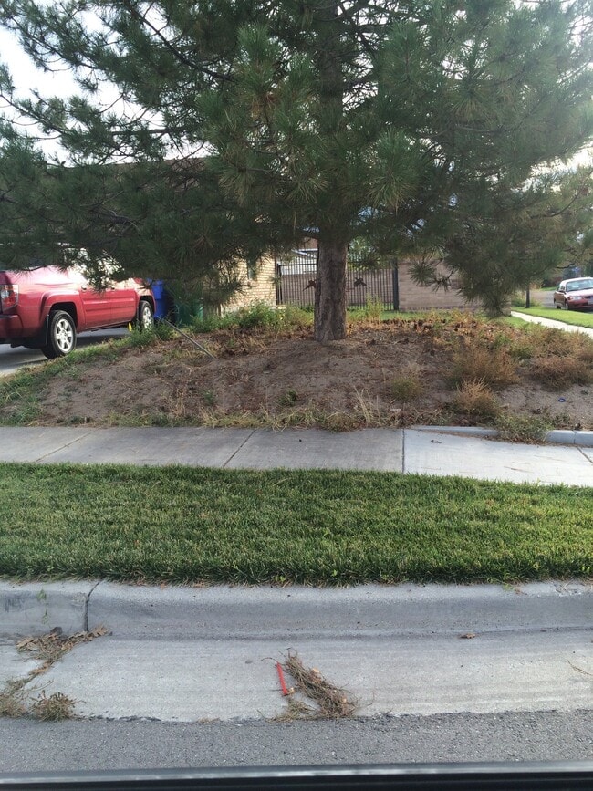 Photo - 12219 S 1440 W (Riverton, UT) House