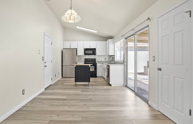 Building Photo - 2032 Cadzand Ct