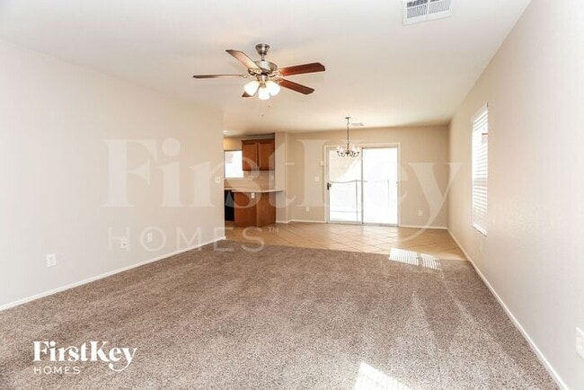 Foto del edificio - 9124 Spirit Canyon Ave