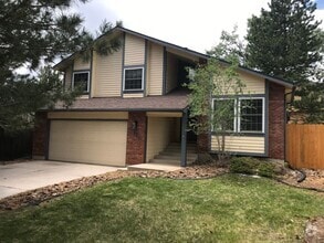 Building Photo - 4960 Champagne Dr
