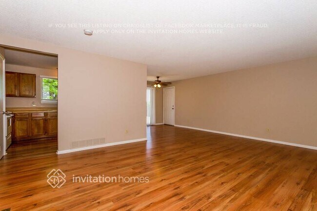 Foto del edificio - 9276 Clermont Dr