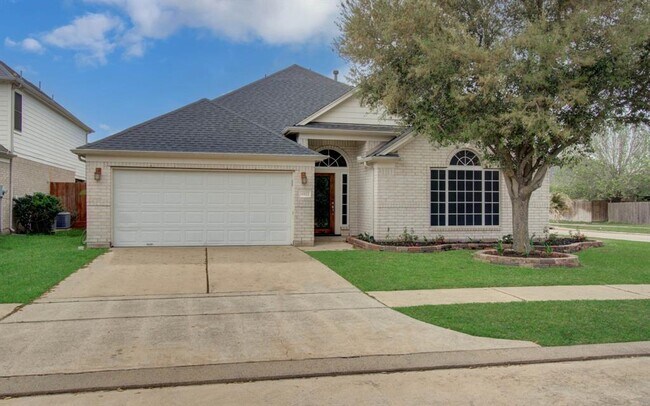 Foto del edificio - 4823 Upland Dale Ct