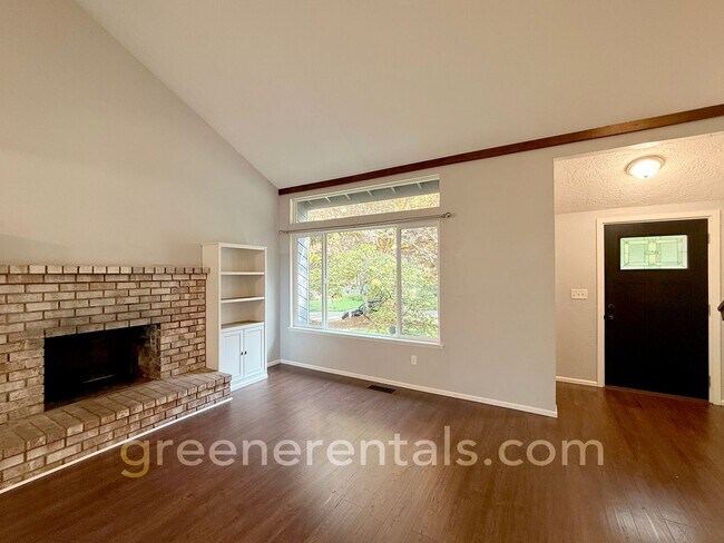 Foto del edificio - 3BD/1.5BA in Desired West Olympia Location