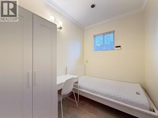 Photo du bâtiment - 4708 Sardis St