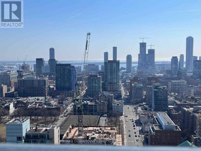 Building Photo - 181 Dundas St E