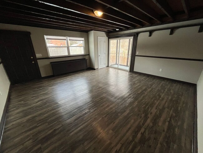 Building Photo - 272 Mystic Ave