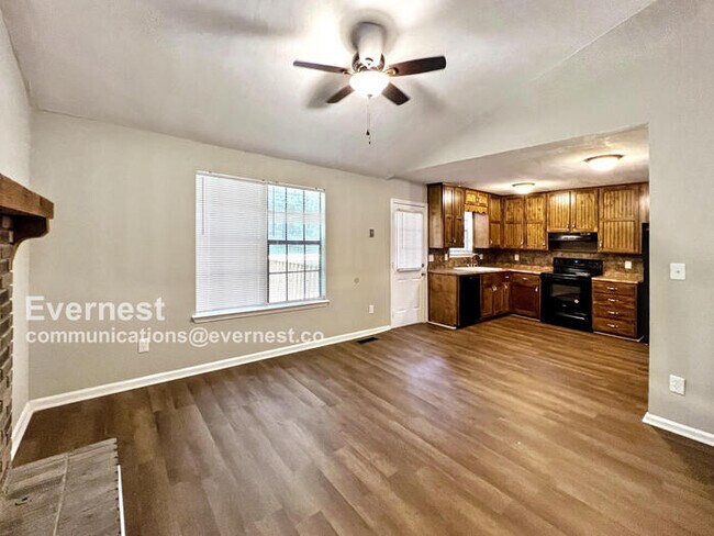 Foto del edificio - 5970 Dewey Heights Rd