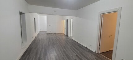 Building Photo - 15634 Lincoln Ave