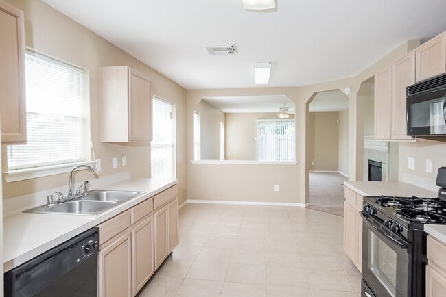 Foto del edificio - 3111 Wild Turkey Ln