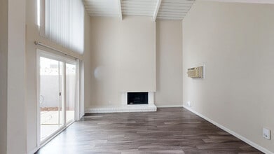 Interior Photo - Harbor at Mesa Verde