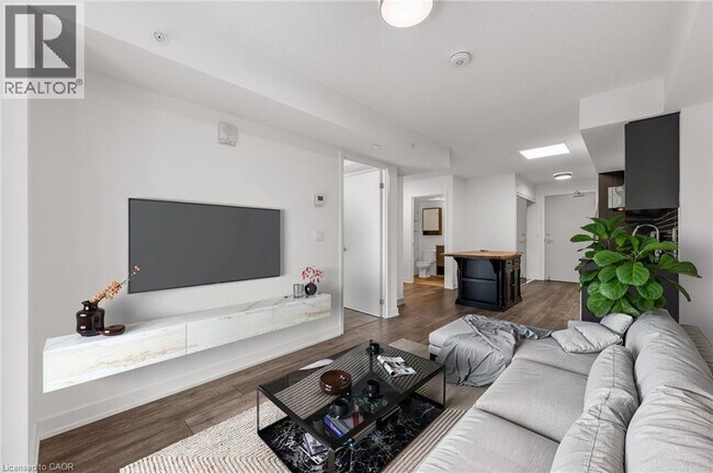 Photo du bâtiment - 1119 Cooke Blvd.