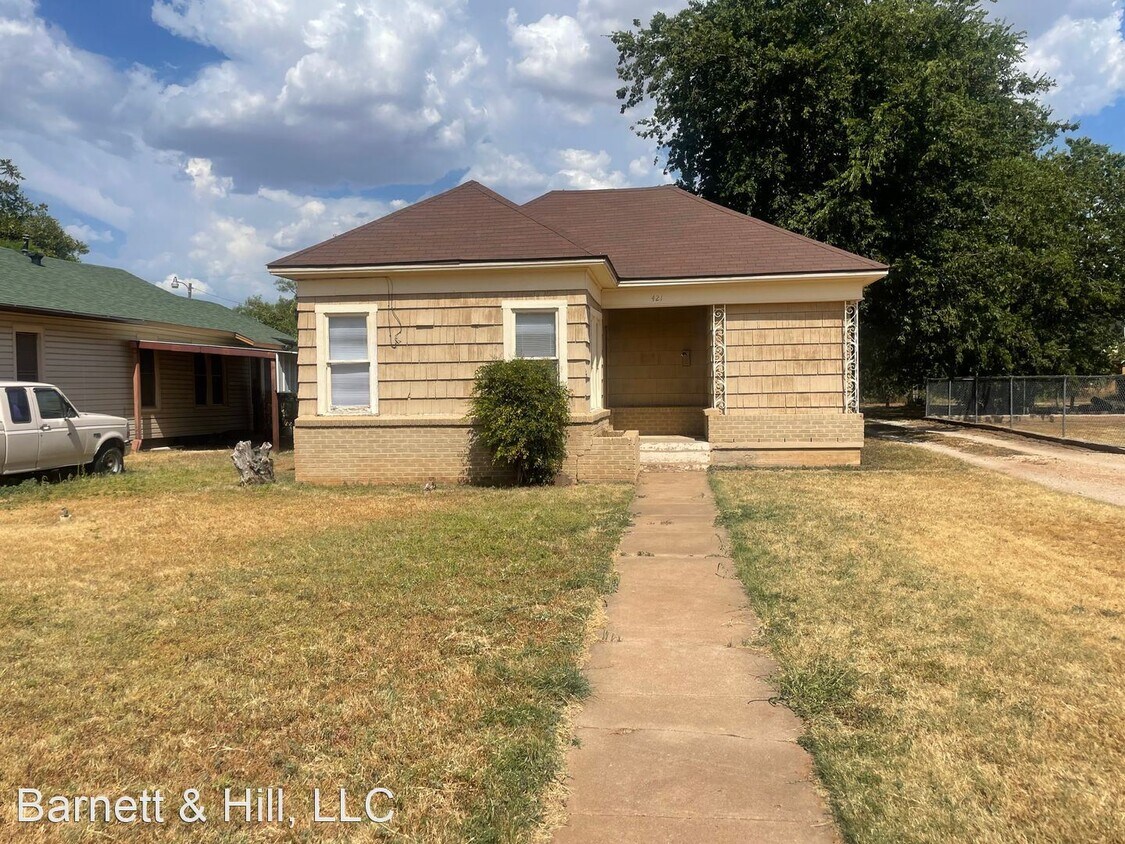 Foto principal - 2 br, 2 bath House - 421 Kirkwood