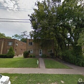 Building Photo - 4431 Ridgeview Ave