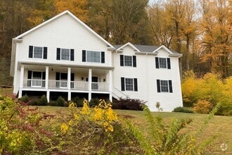 Building Photo - 71 Ledges Rd