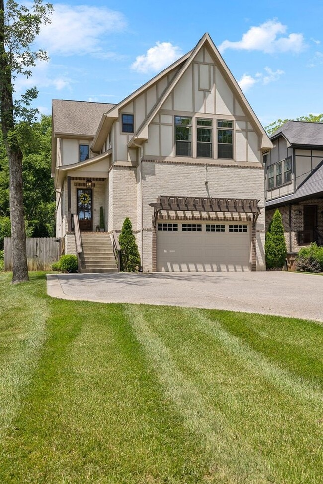 Building Photo - Welcome to this beautifully designed 4-bed...