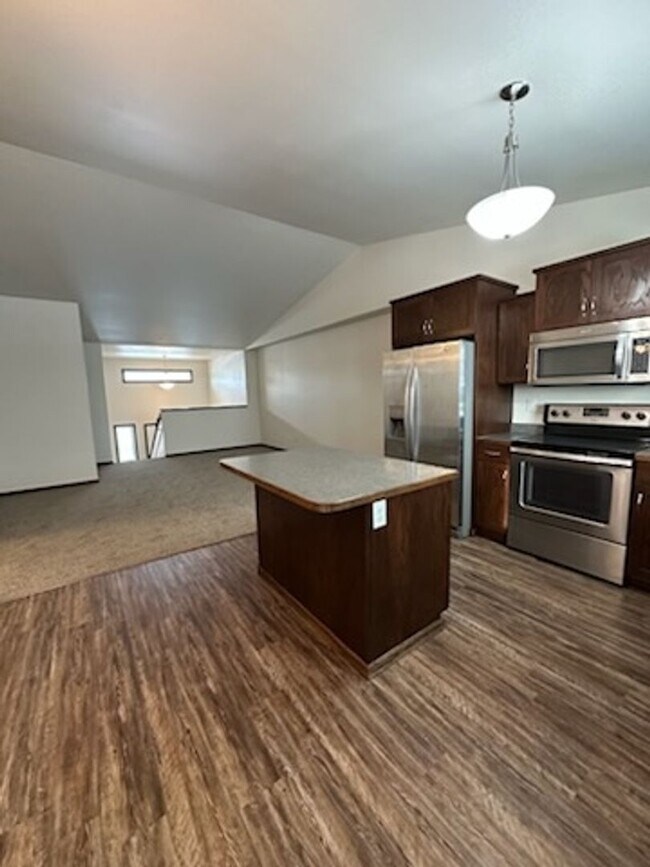 Building Photo - 1329 4th St NW