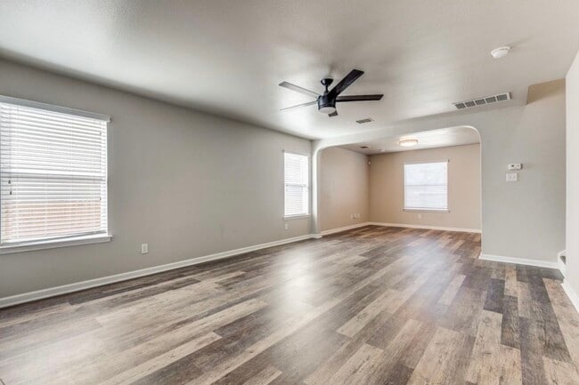 Photo - 7343 Lyia Br House