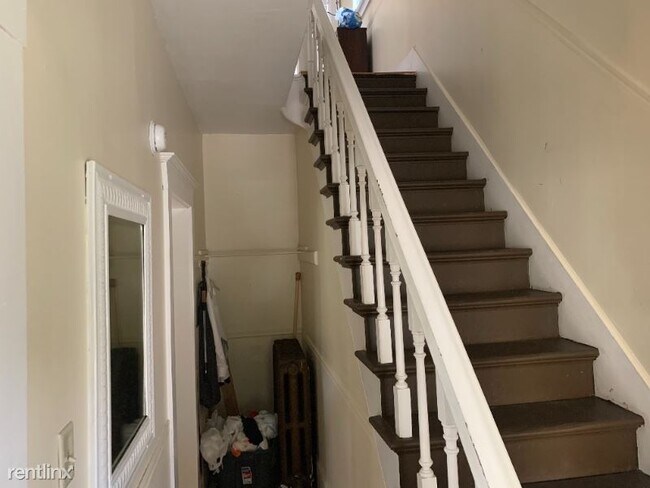 Foto del edificio - 4 br, 1.5 bath House - 1107 Ruby Ave