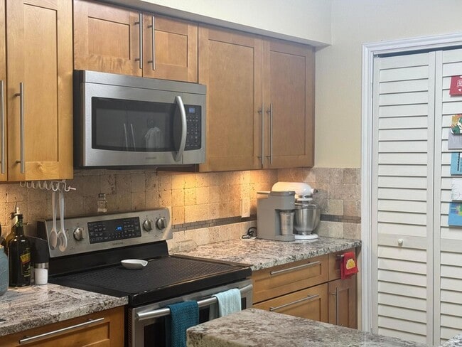 Foto del edificio - 2662 NW 33rd St