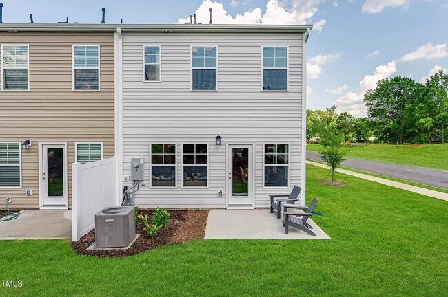 Building Photo - 171 Copper Fox Ln