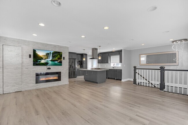 Foto del edificio - 534 Lawler Ave