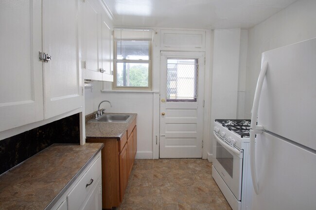 Foto del edificio - 303 S Trenton Ave